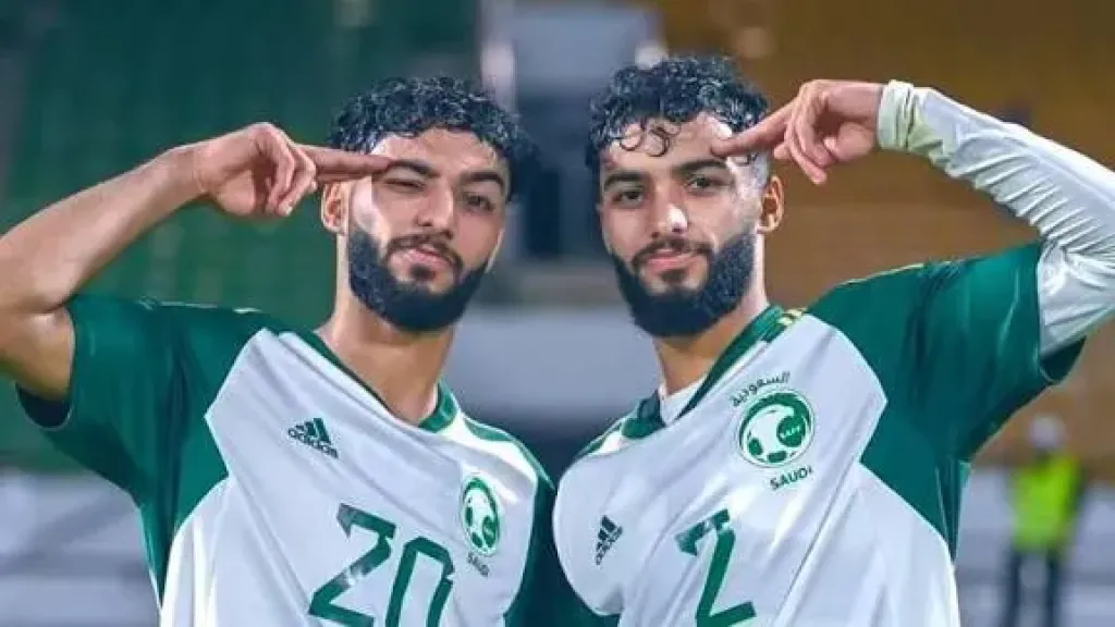 هل سيرحل إلي الهلال أبو الشامات يفجرها.. ماذا قال؟