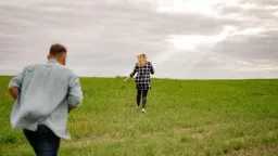 تفسير رؤية شخص ينقذني من...