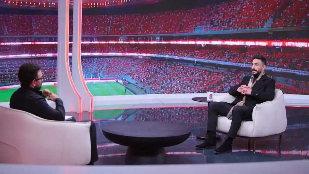 بعد مسيرة حافلة بالإنجازات.. ما سبب اعتزال أيمن أشرف لاعب الأهلي السابق؟