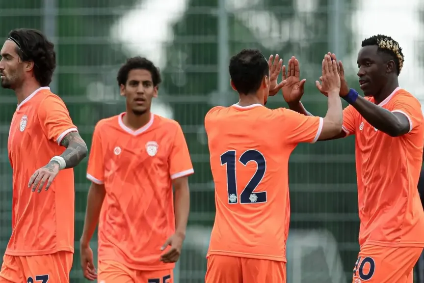 ترقب جماهيري كبير.. النجمة تواجه الفيحاء في مباراة مشتعلة بدوري روشن