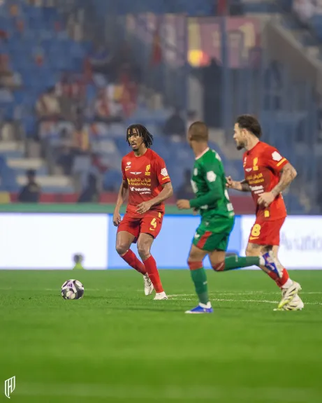 شاهد القادسية يمطر شباك الاتفاق في الدوري السعودي.. الملخص والأهداف