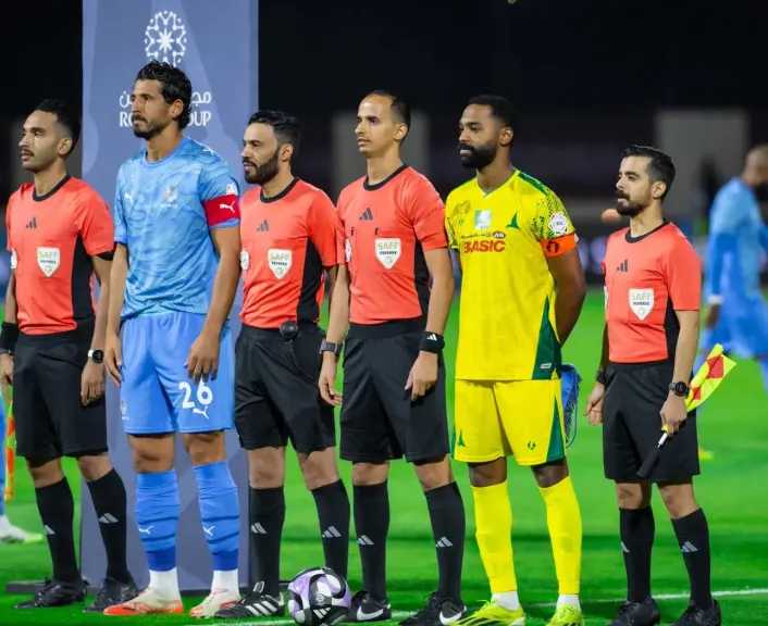 القنوات الناقلة لمباراة الفيحاء ضد نيوم في الدوري السعودي وكيفية مشاهدتها مجانًا