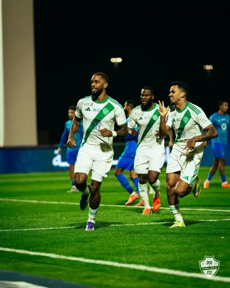 الأهلي ضد الرياض