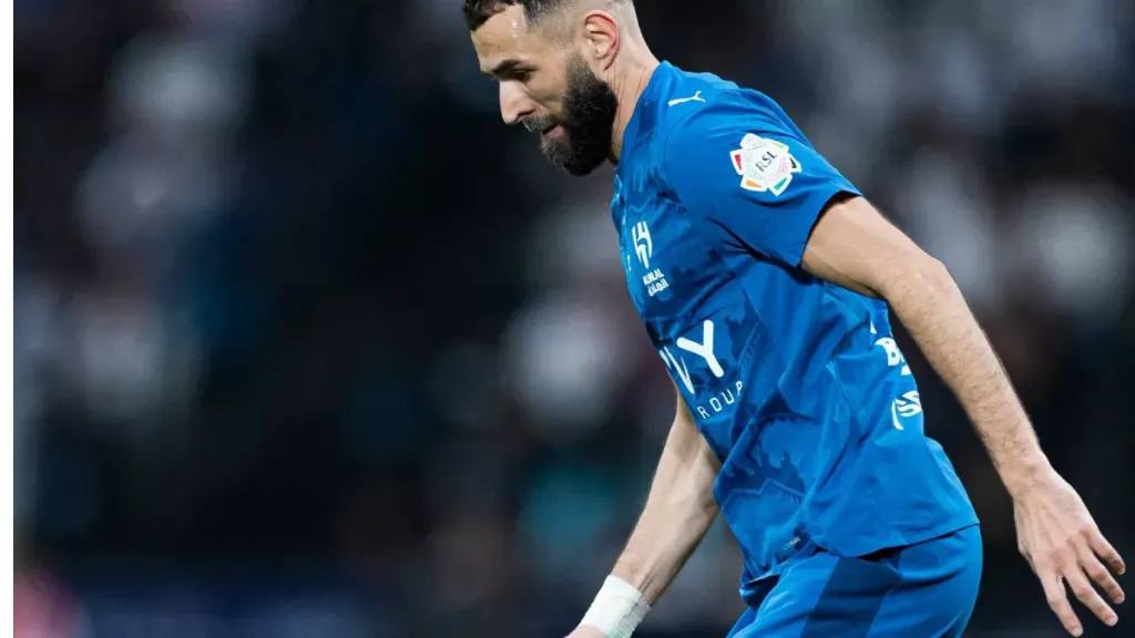 إصابة كريم بنزيما تبعده عن الديربي