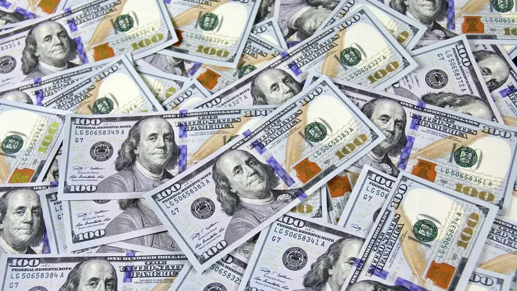 تحديث مسائي.. سعر الدولار مقابل الجنيه في ختام تعاملات الخميس