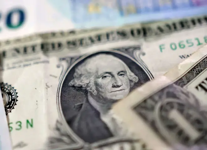 بعد ضربات إيران.. سعر الدولار اليوم البنك الأهلي يثير الجدل