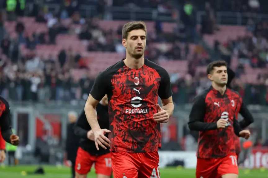 رابط مباشر الأسطورة.. بث مباشر مشاهدة مباراة ميلان وكريمونيسي يلا شوت بلس في الكالتشيو اليوم بدون تعليق