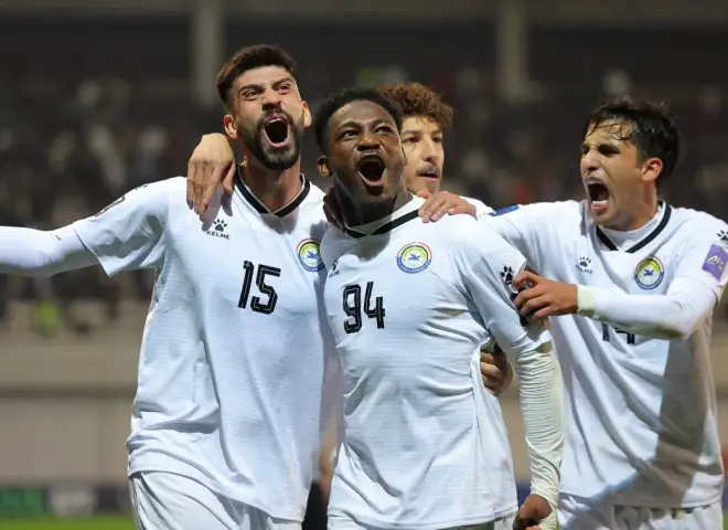 شاهد على المفتوحة.. القنوات الناقلة لمباراة الزوراء ضد الموصل في قمة الدوري العراقي