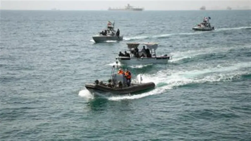 بعد قصف تل أبيب.. الحرس الثوري الإيراني يستهدف ناقلة وقود بهرمز