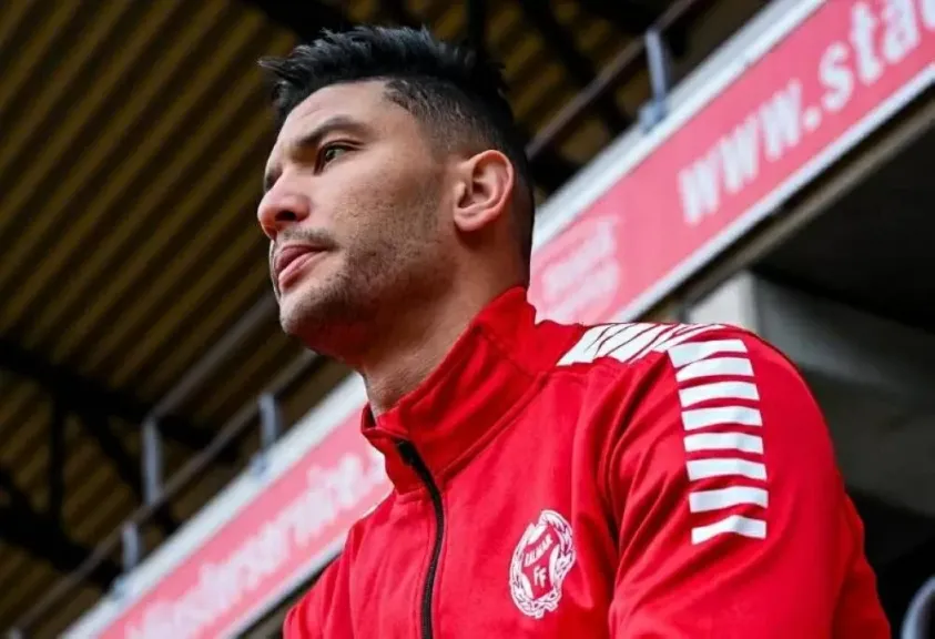 أشرف داري الأهلي-انتقال داري السويد-كالمار السويدي صفقة-رحيل لاعبي الأهلي