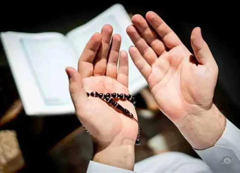 دين وحياة