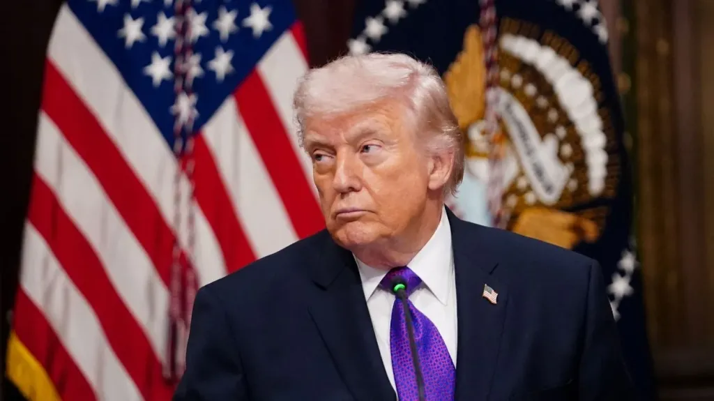 ترامب يفجر مفاجأة عسكرية: دمرنا 24 سفينة إيرانية وطهران تحتاج عقدًا لإعادة بناء قدراتها