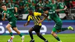 معشوق الجماهير.. معلق مباراة الأهلي...