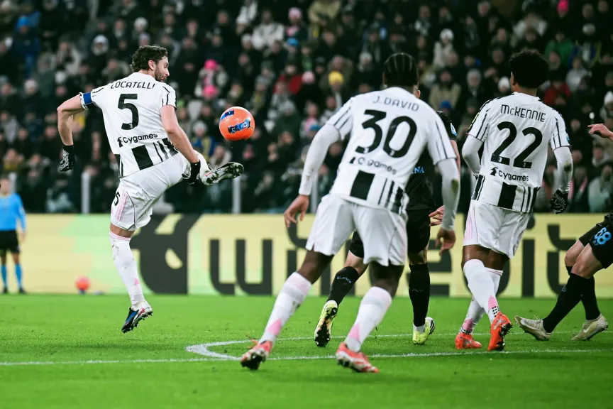 يوفنتوس ضد بيزا