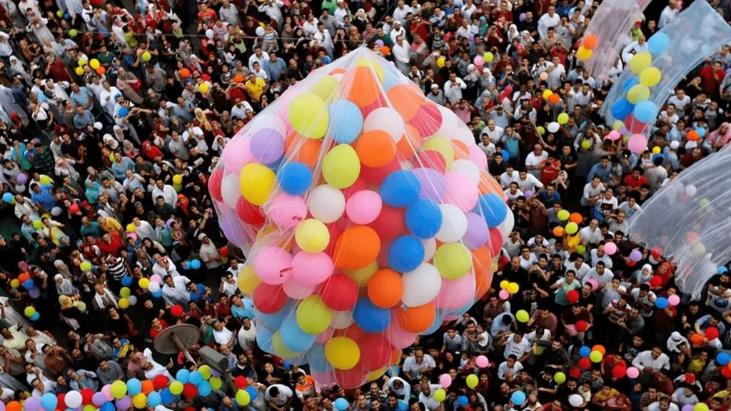 موعد أول أيام عيد الفطر 2026 فلكيًا في مصر.. وعدد أيام إجازة العيد الرسمية