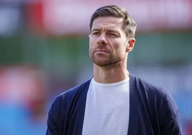 مفاوضات سرية تكشف وجهة تشابي ألونسو القادمة.. مفاجأة الموسم؟