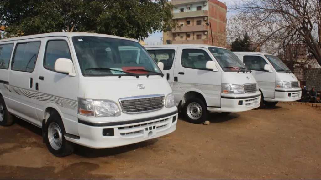 بكم الأجرة الآن؟.. محافظ الإسكندرية يعتمد زيادة السرفيس ويثبت أسعار الترام والنقل العام في مصر