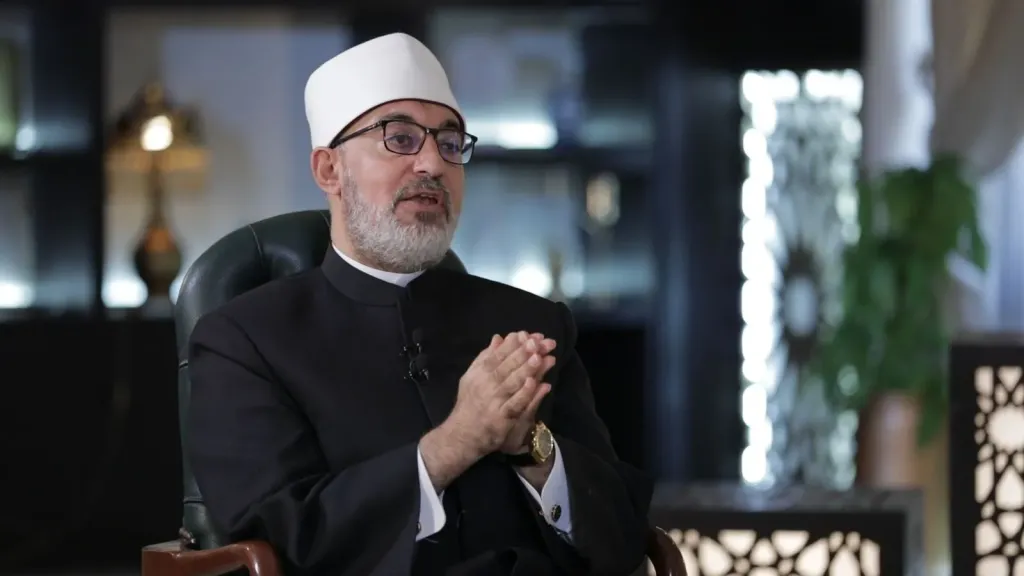 هل يجوز الإعلان عن المنتجات على السوشيال ميديا دون تجربتها؟.. مفتي الجمهورية يرد