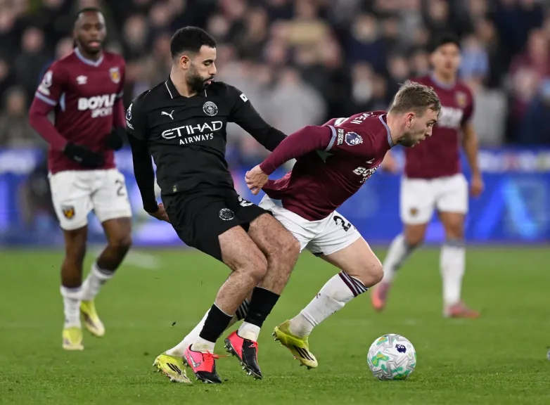 تعثر يربك الحسابات.. شاهد نتيجة مباراة مانشستر سيتي ضد وست هام في البريميرليج.. الملخص والأهداف