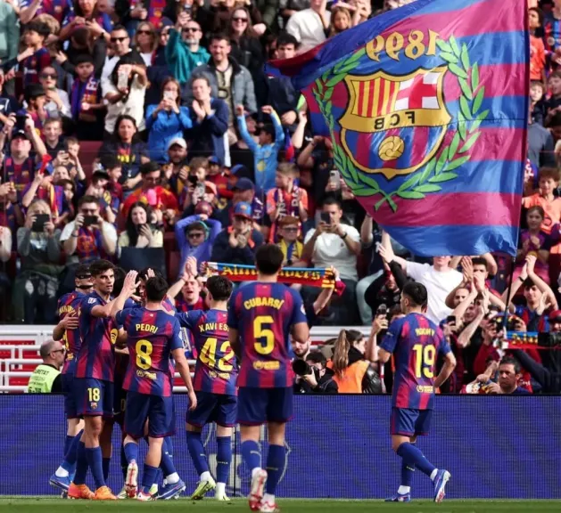 اسم مفاجئ.. لاعب برشلونة الذي حث اللاعبين على انتخاب لابورتا