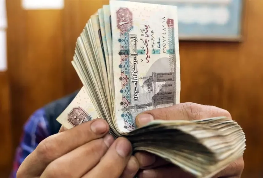 خبر عاجل..ما حقيقة زيادة مرتبات الموظفين في مصر قبل عيد الفطر؟
