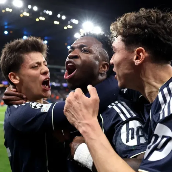 طرد وركلة جزاء شاهد واحكم بنفسك.. هل تعرض مانشستر سيتي الظلم التحكيمي أمام ريال مدريد