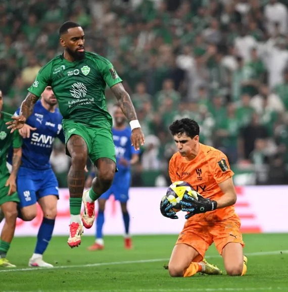 ”بونو يتوهج كعادته” شاهد ركلات جزاء الهلال ضد الأهلي في كلاسيكو كأس الملك السعودي