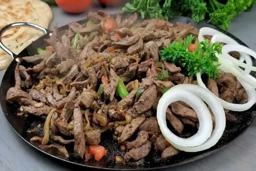 طريقة عمل كبدة إسكندراني مثل المحلات.. أسرار الطعم البلدي الأصلي