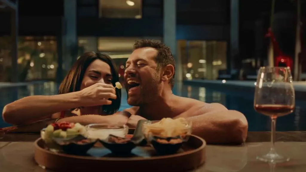 بلاغ رسمي ضد فيلم ”السلم والثعبان”.. محامية تحذر من تهديد قيم الأسرة المصرية