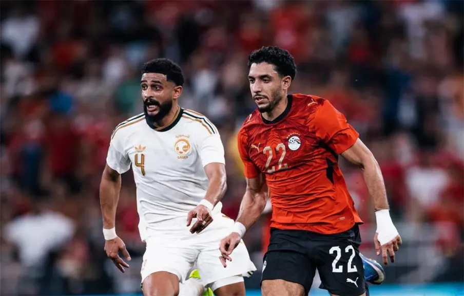 اعتذار رسمي.. لاعب السعودية يوجه رسالة لجماهير الأخضر بعد رباعية مصر