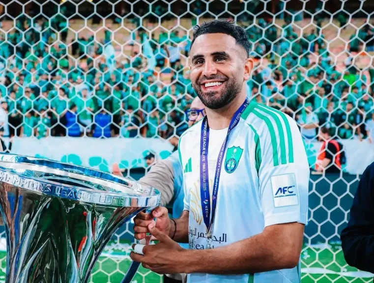 كم عدد الأهداف المتبقية لـ رياض محرز ليصبح هداف منتخب الجزائر التاريخي