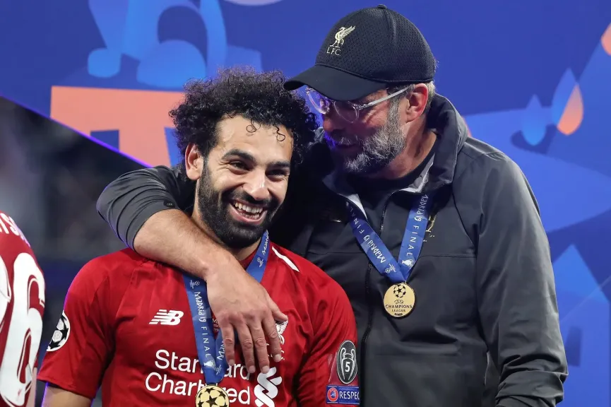 كلوب يكسر صمته عن سبب رحيل محمد صلاح المفاجئ ويوجه رسالة واضحة لإدارة ليفربول
