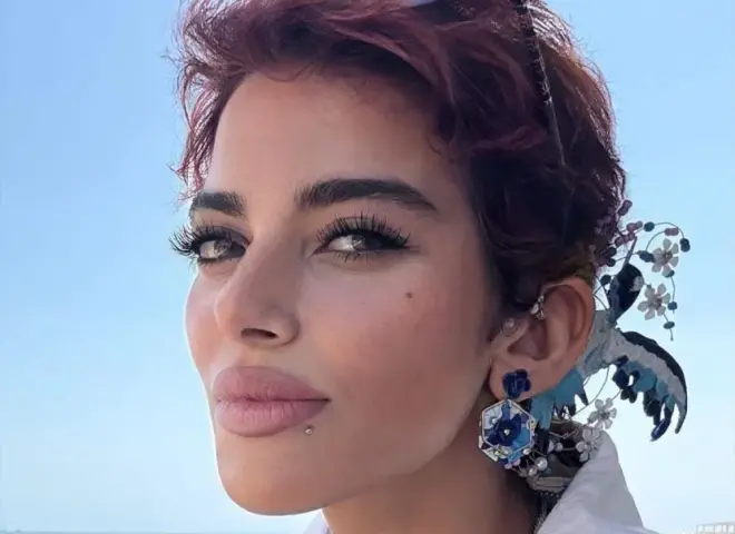 بلاغ واتهامات بالتعدي.. ماذا حدث للبلوجر آيا صوفيا بسبب قطة؟