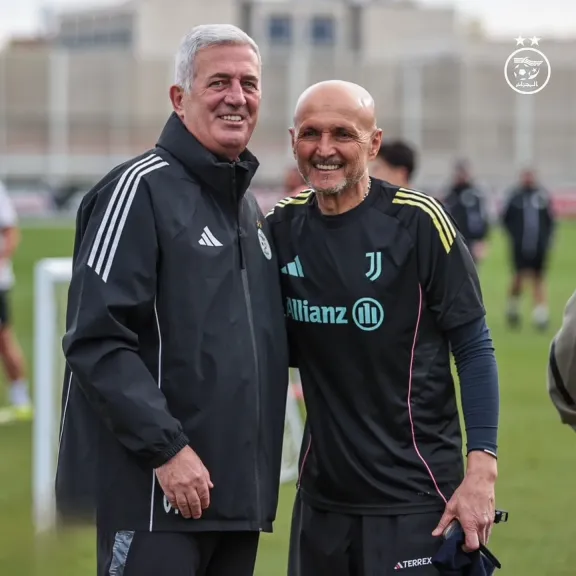 لماذا حضر سباليتي مدرب إسبانيا تدريبات الجزائر قبل مواجهة أوروغواي؟