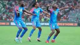 نهاية عقدة 25 عام.. شاهد...