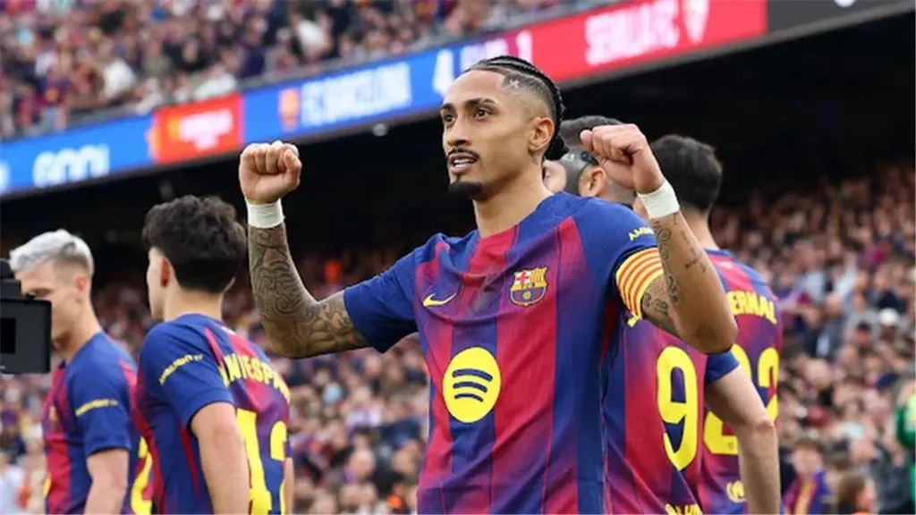 أخبار سعيدة لبرشلونة.. موهوب البرسا يعود من الإصابة الطويلة لدعم صفوف الفريق