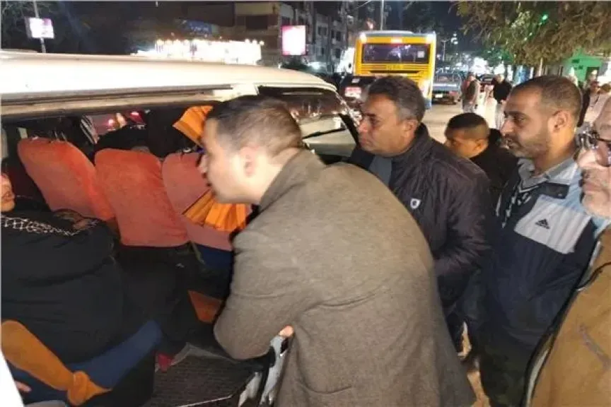 بعد شكاوى الركاب..ضبط سائقي ميكروباص رفعوا الأجرة بشكل غير قانوني في الجيزة