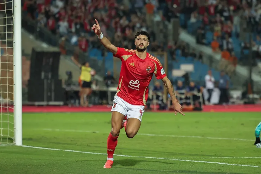 وسام أبو علي يحسم الجدل.. رسالة واضحة لـ الأهلي المصري بشأن عودته للفريق