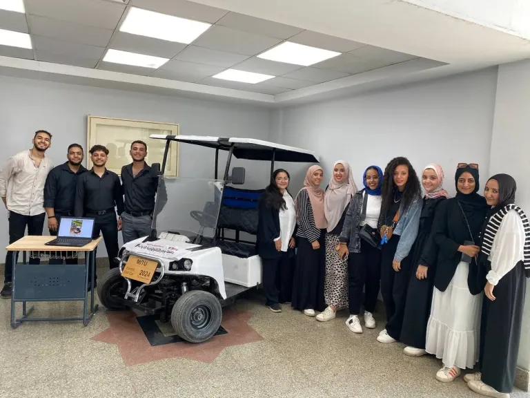 حلوان التكنولوجية تحقق إنجازًا: أول جولف كهربائية مصرية بالكامل