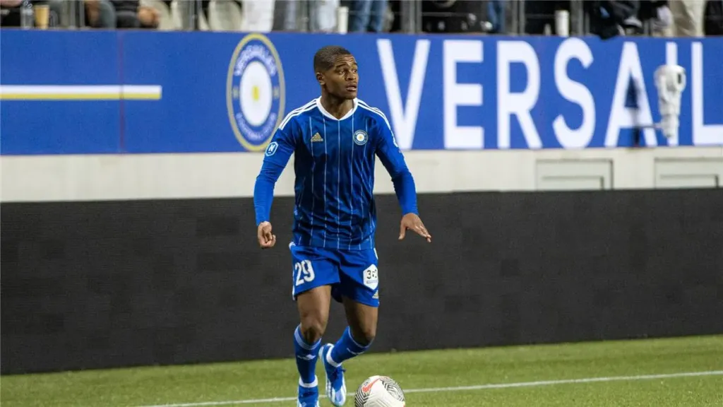 وكيل جوردان مينديز يوضح شروط اللاعب للإنضمام إلي الأهلي المصري.. بند مثير