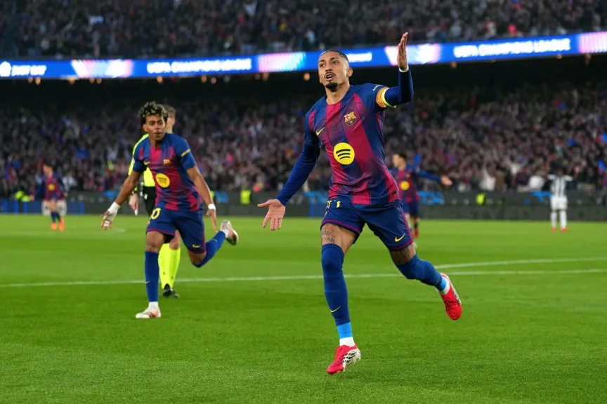 موقف رافينيا من المشاركة مع برشلونة ضد أتلتيكو مدريد في ذهاب ربع نهائي دوري أبطال أوروبا