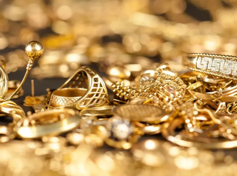 عيار 21 بكام مع بداية التعاملات؟.. سعر الذهب اليوم السبت 11 أبريل 2026 في الصاغة المصرية