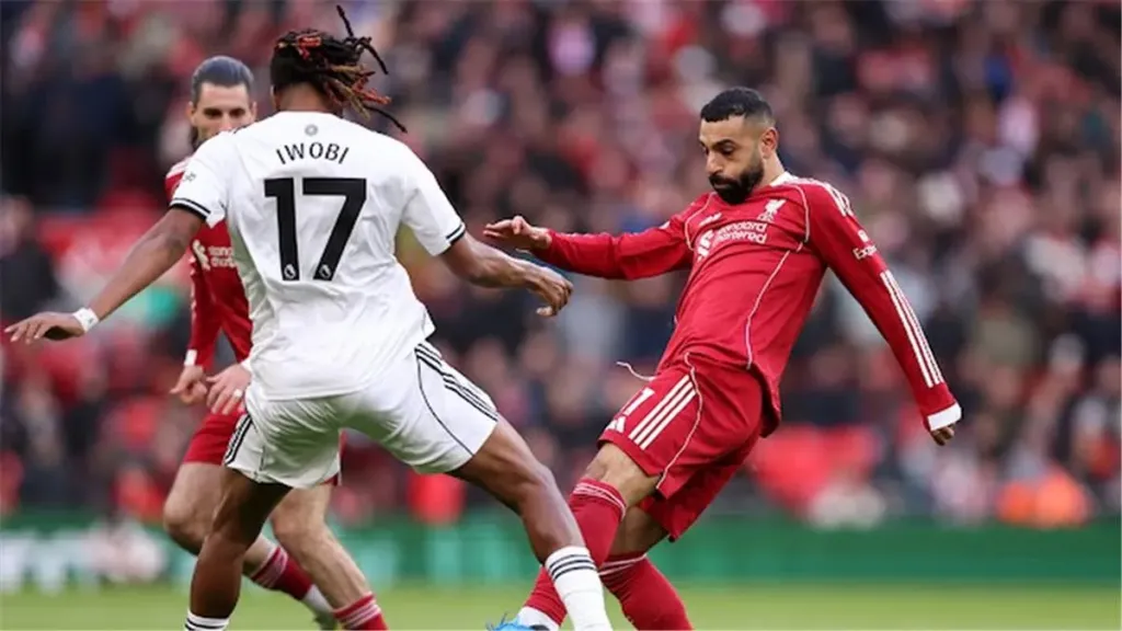 أسطورة ليفربول يشيد بمحمد صلاح بعد هدفه في شباك فولهام بالدوري الانجليزي