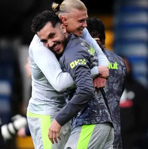 بعد الفوز علي تشيلسي.. عدد النقاط التي يحتاجها مانشستر سيتي لإنتزاع لقب البريميرليج رسميًا؟