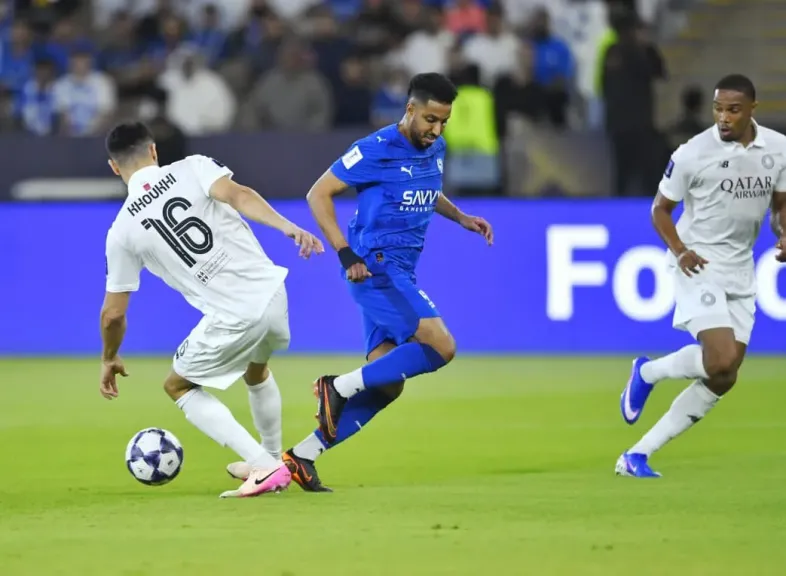 ”اختياراته كارثية”.. ياسر القحطاني ينتقد إنزاجي وبنزيما بعد سقوط الهلال ضد السد