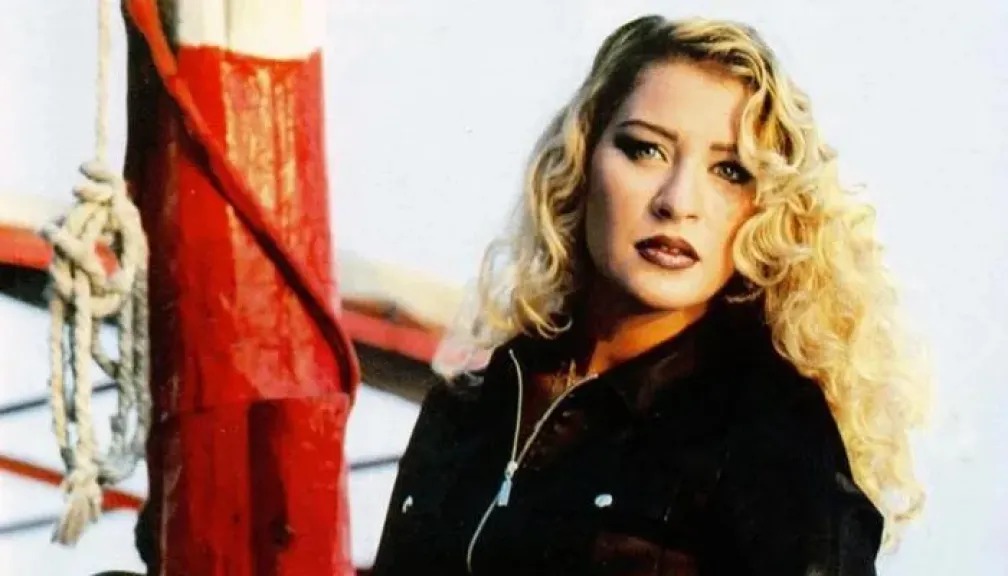 شيرين سيف النصر.. أيقونة الجمال والإبداع المصري الذي لا ينسى