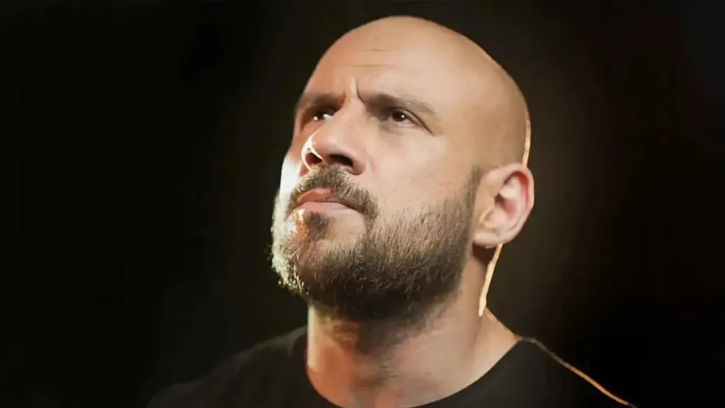 عودة الفنان أحمد مكي ومي كمال … رسالة غامضة تثير الجدل على مواقع التواصل الاجتماعي