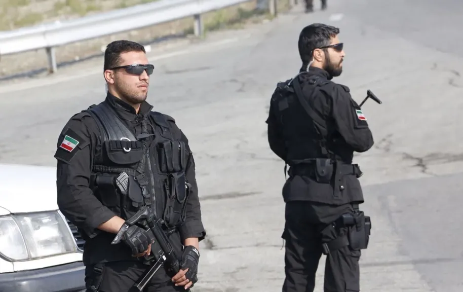 إيران تكشف ضبط 4 عملاء تابعين للموساد على حدود بحر قزوين.. بيان رسمي