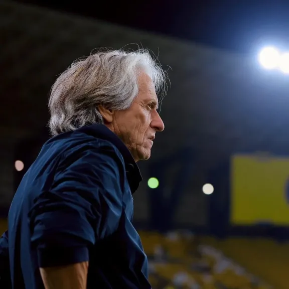 قرار عاجل من جيسوس داخل النصر ضد ثنائي الفريق قبل مواجهة الوصل الحاسمة