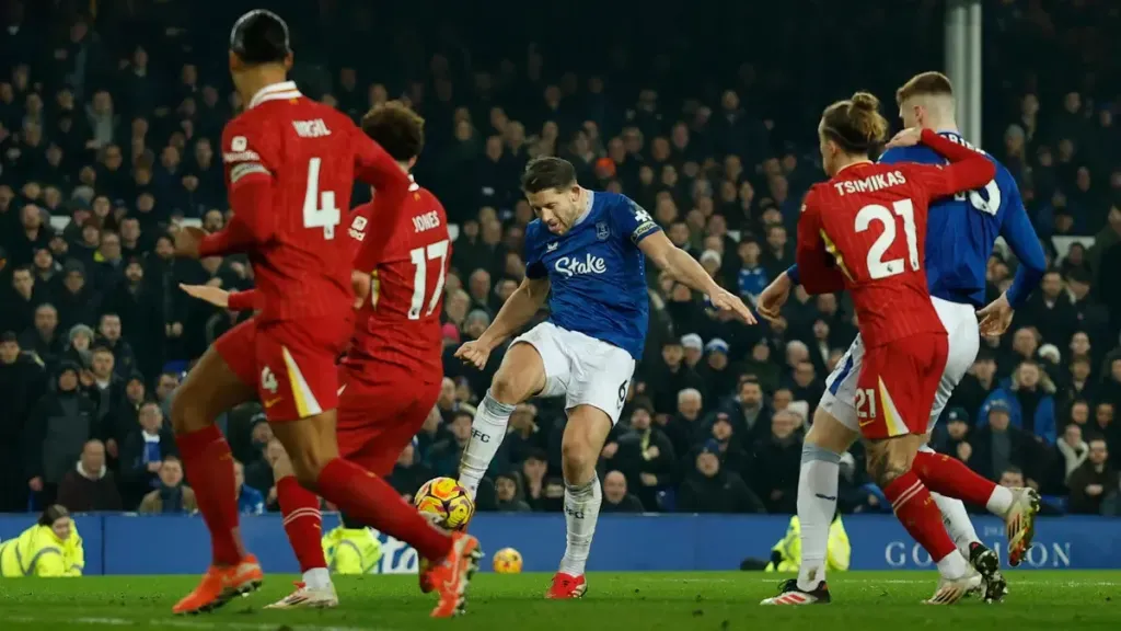 نظرة حول فريقي مباراة اليوم.. ليفربول ضد إيفرتون أيهما يمتلك الفرصة الأكبر للفوز